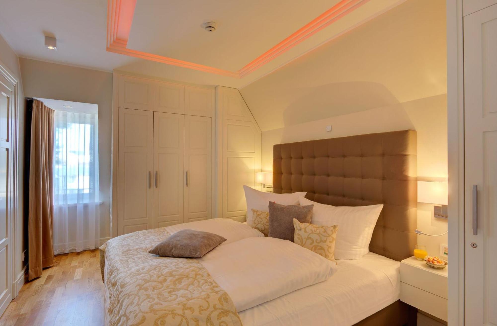 צינוביץ Villa Gruner - Praesidentensuite מראה חיצוני תמונה